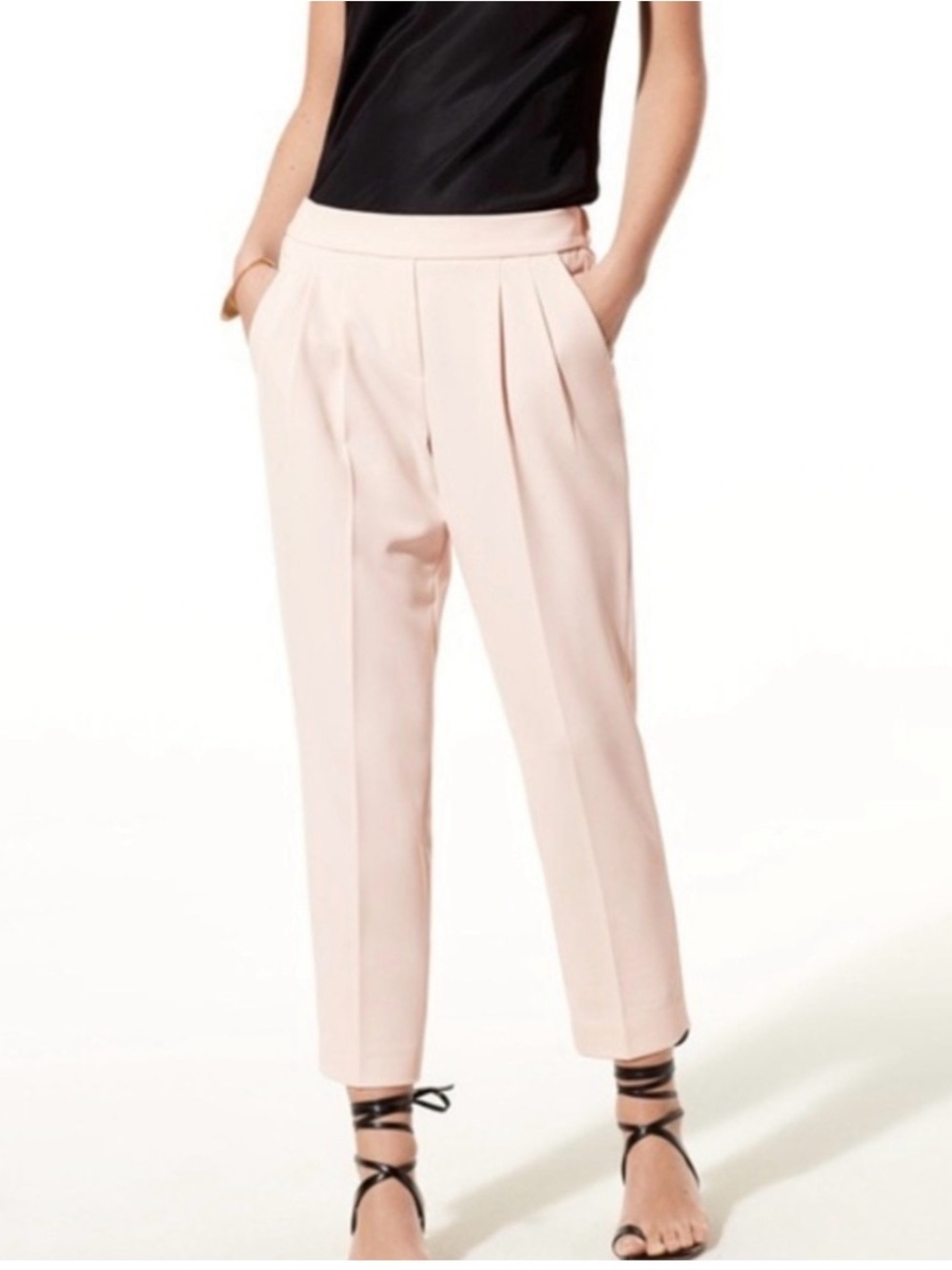Aritzia Babaton Cohen Pant Tailored Pleated Pants in Light Blush size 6